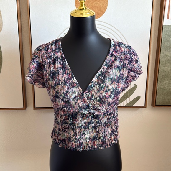 House of Harlow 1960 Blue and Pink Flutter Sleeve Blouse - Picture 2 of 8